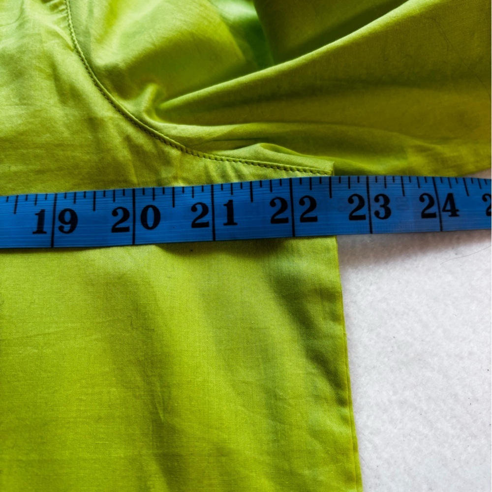 Michael Simon XL Lime Embroidered Chameleon Top NWT - Picture 12 of 15